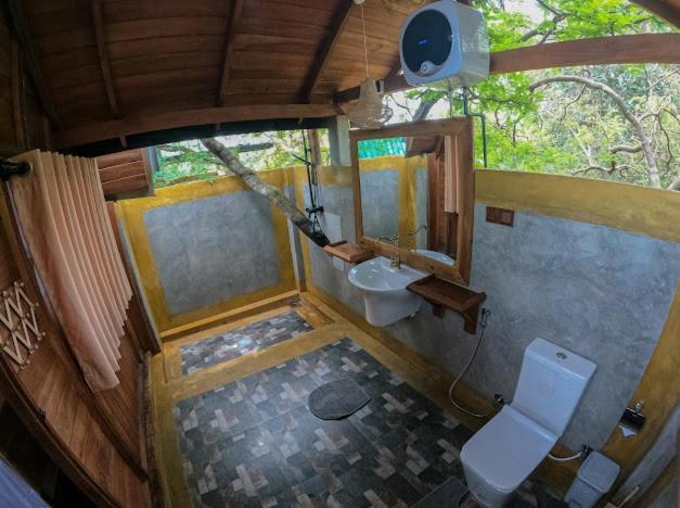 Sundown Lake Hotel & Spa Habarana Ngoại thất bức ảnh